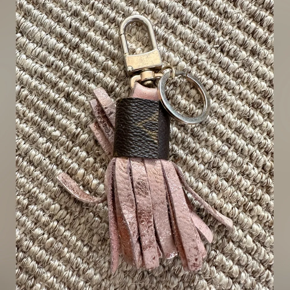 Women’s Keychain